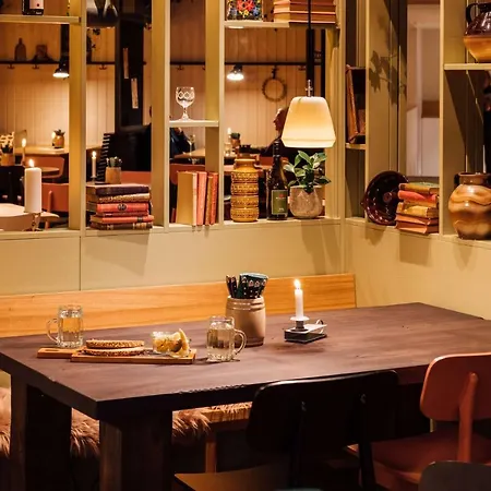 מלון Vienna House By Wyndham Mq 4*