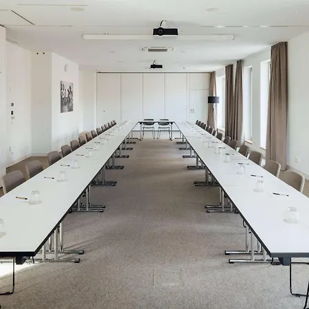 Hotel Vienna House By Wyndham Mq