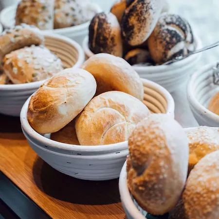 Vienna House By Wyndham Mq 4* كرونبرج إم تانوس