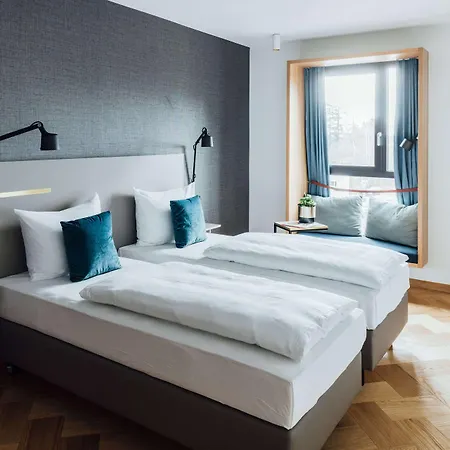 Hotel Welcome Musikquartier 4*