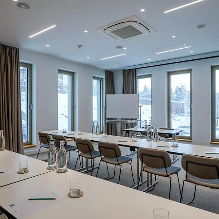 Hotel Welcome Musikquartier 4*