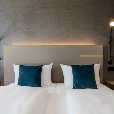 Hotel Welcome Musikquartier 4*