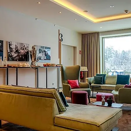 Hotel Welcome Musikquartier 4*