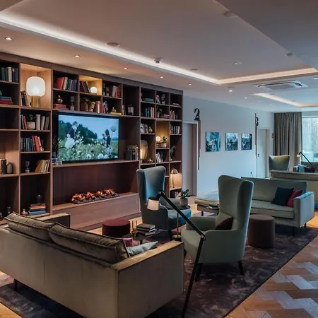 Vienna House By Wyndham Mq מלון